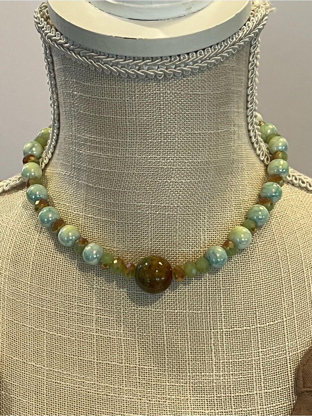 Crystal & Glass Beaded Choker